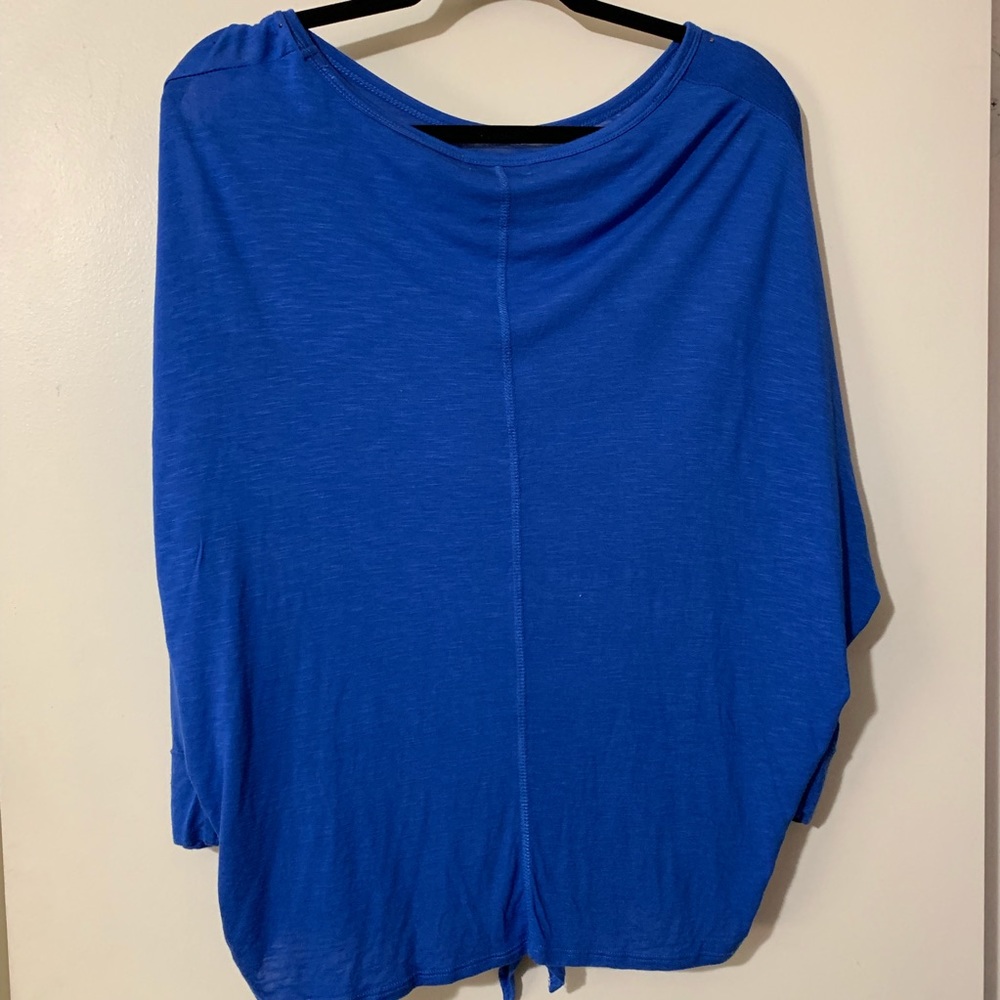 Live and Let Live Studded blue top with waist tie - Picture 3 of 5